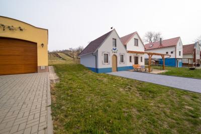 Chalupa s vinohradem, Mutěnice, okr. Hodonín