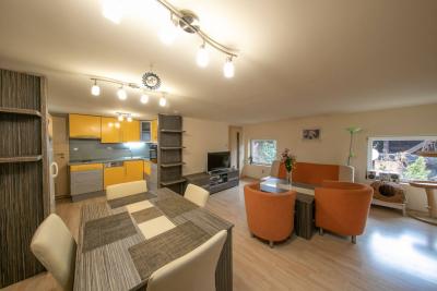 Dům, Hranice VII-Slavíč